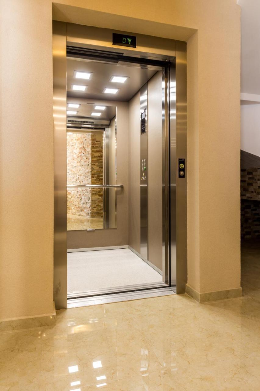Adriatik Lux Apartments Budva Extérieur photo